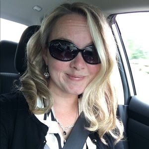 Meet your Posher, Amy